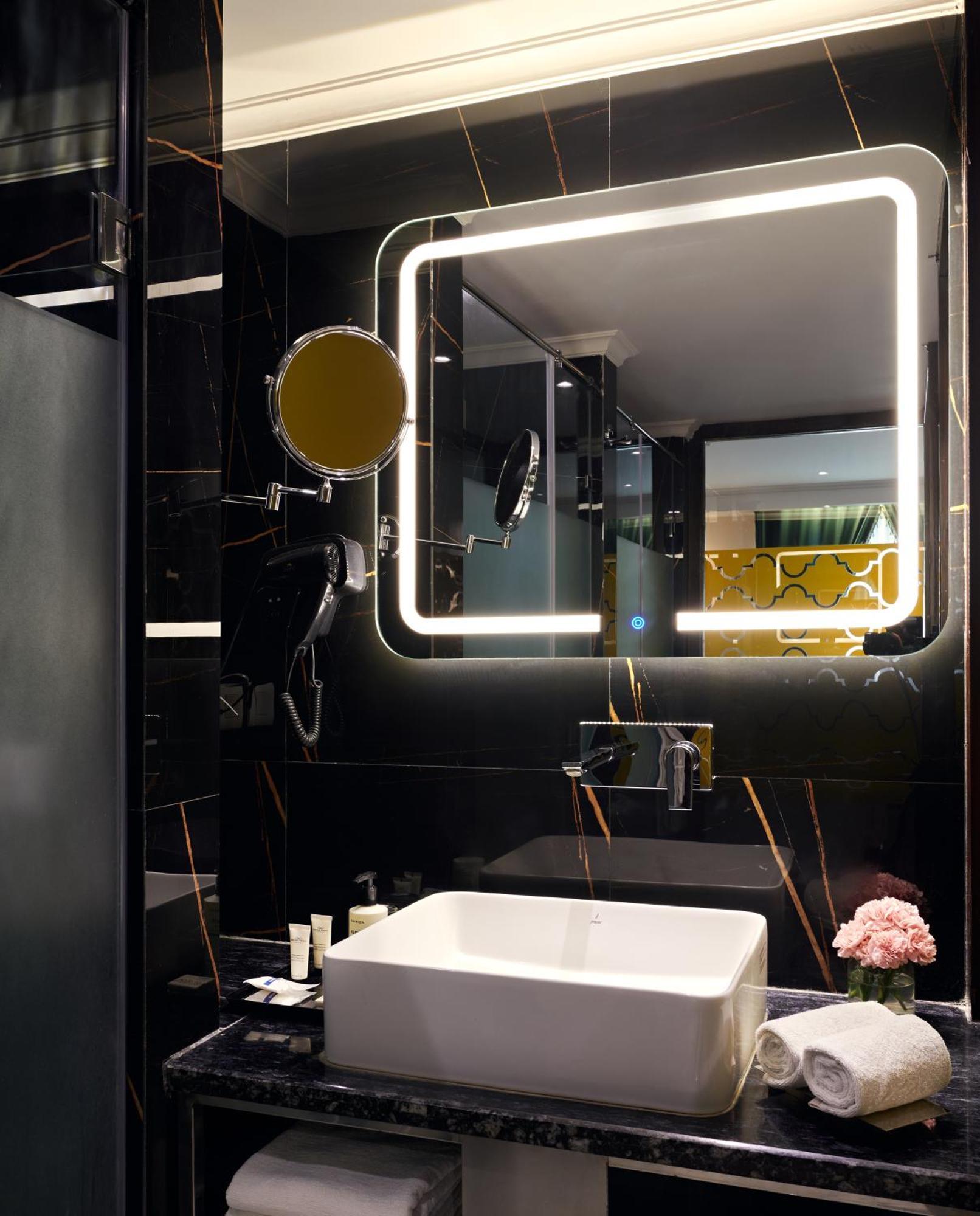Deventure Sarovar Portico Patel Nagar 新德里 外观 照片