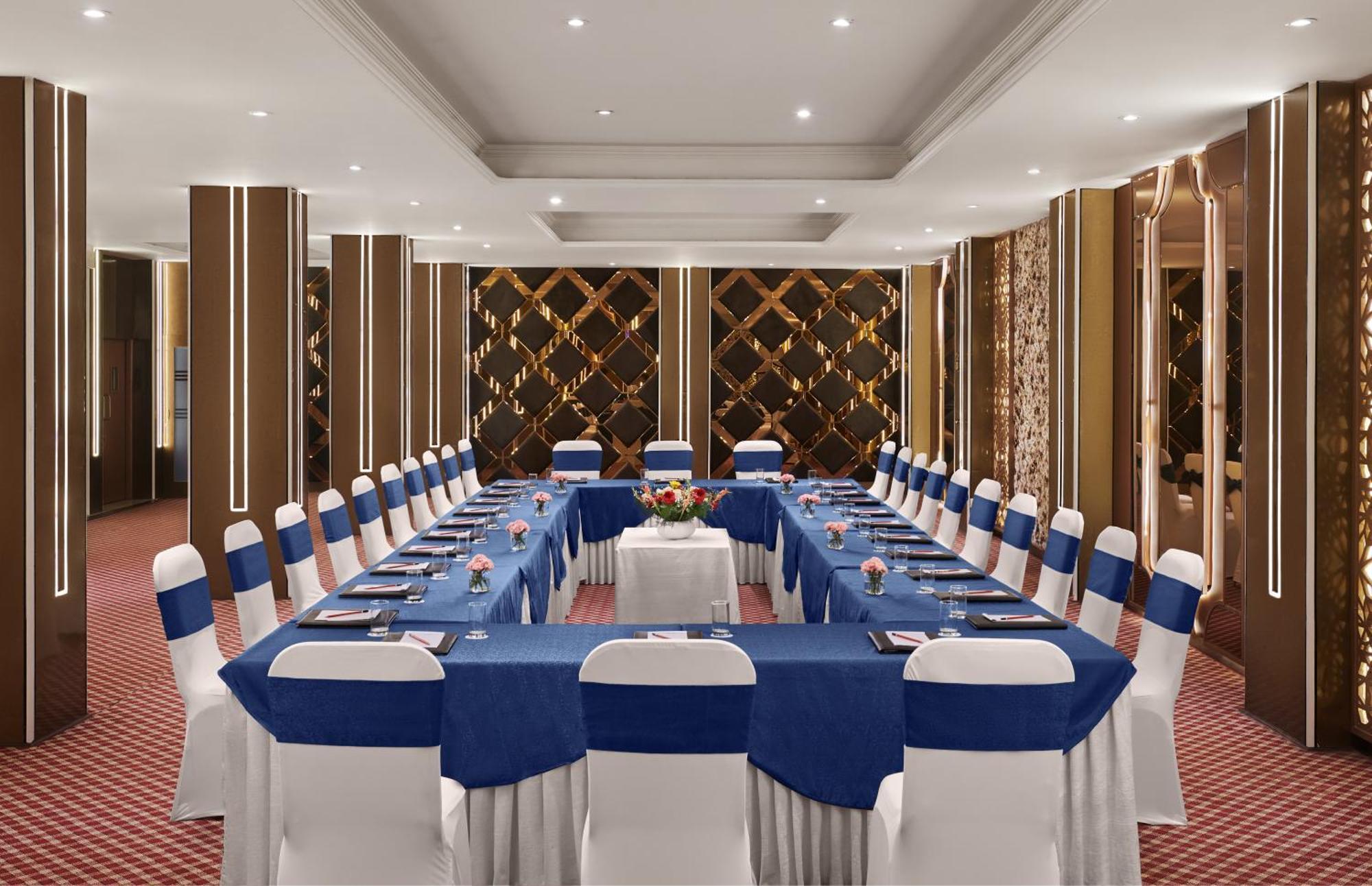 Deventure Sarovar Portico Patel Nagar 新德里 外观 照片